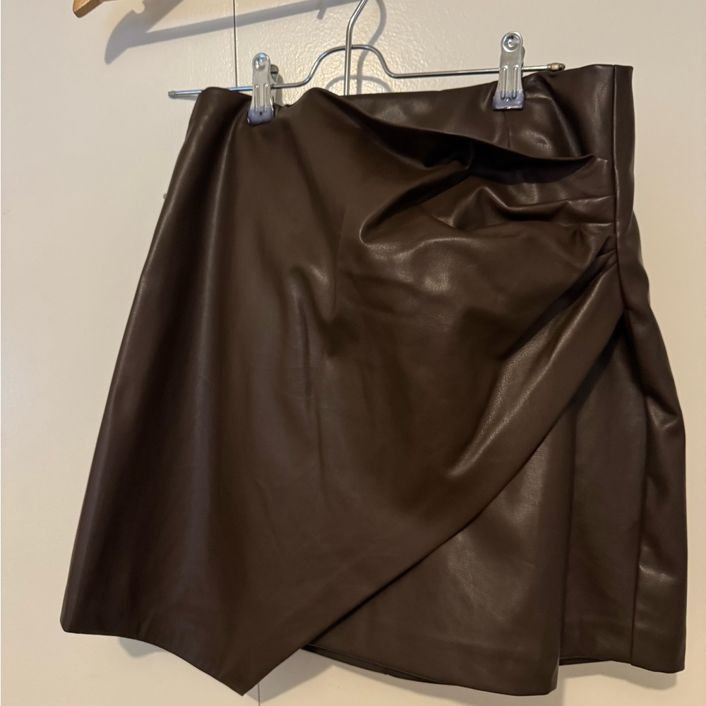 Elan Brown Leather Skirt - Size M